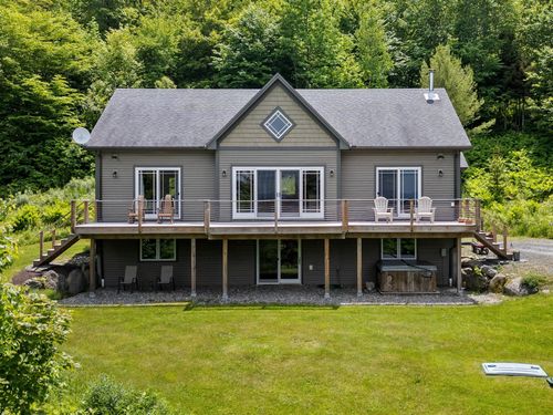 1045 Ring Rd, Waterbury Ctr, VT, 05677-4441 | Card Image