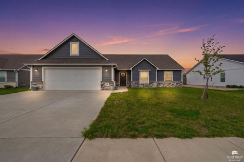 9685 Heather Lane, Manhattan, KS, 66502 | Card Image