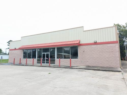 411 Main St, Liberty, TX, 77575-4807 | Card Image