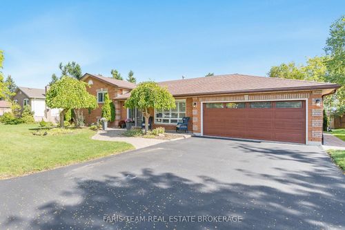 2032 Chantler St, Innisfil, ON, L9S1B5 | Card Image