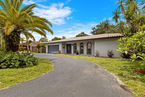 10875 Nw 40th St, Coral Springs, FL, 33065-2705 | Card Image
