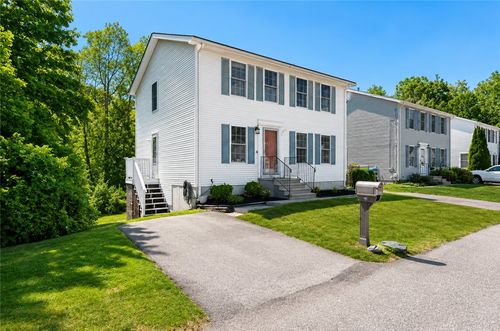 210 Morris St, Cumberland, RI, 02864-6532 | Card Image
