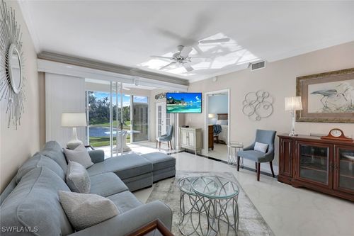 apt-101-651 Wiggins Lake Dr, NAPLES, FL, 34110-6043 | Card Image