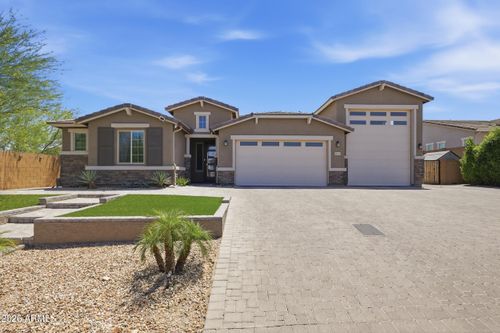 12517 W Lawrence Rd, Glendale, AZ, 85307-1938 | Card Image