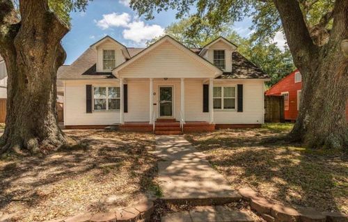 130 E Circuit Dr, Beaumont, TX, 77706-6408 | Card Image