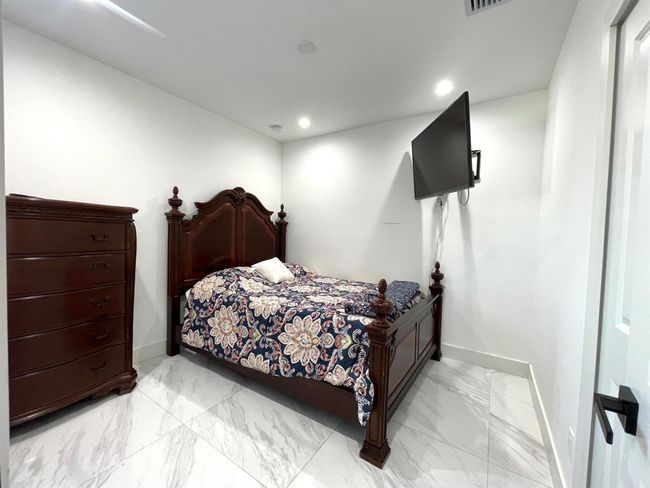 205 Sw Chapman Ave, House other with 4 bedrooms, 2 bathrooms and null parking in Port St. Lucie FL | Image 28