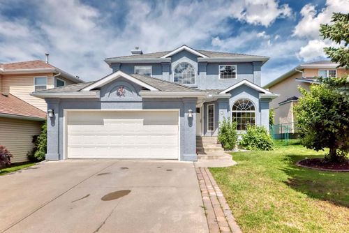 6 Gleneagles Close, Cochrane, AB, T4C1N7 | Card Image