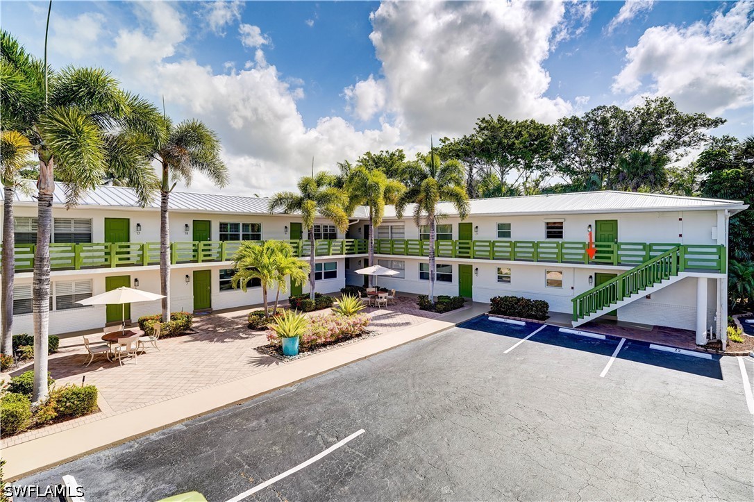 Residential in Naples 5