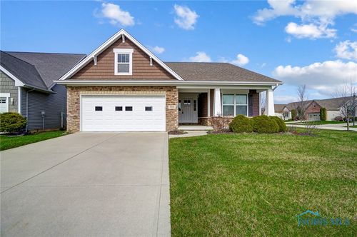 8971 Park Lake Cir, Sylvania, OH, 43560-9017 | Card Image