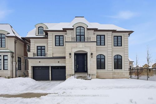 9 Lonergan Cres, North York, ON, M2M0B6 | Card Image