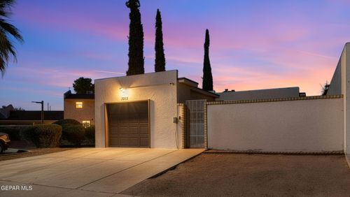 3213 Isla Cocoa Ln, El Paso, TX, 79925-3108 | Card Image