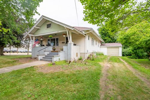 102 E Front St, MOUNT MORRIS, IL, 61054-1522 | Card Image