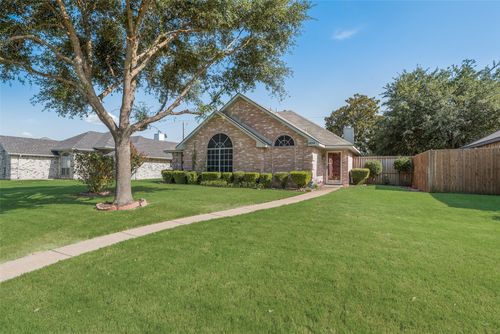 1212 Old Knoll Dr, Wylie, TX, 75098-5245 | Card Image