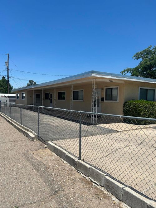 4021 Thaxton Ave Se, Albuquerque, NM, 87108-4314 | Card Image