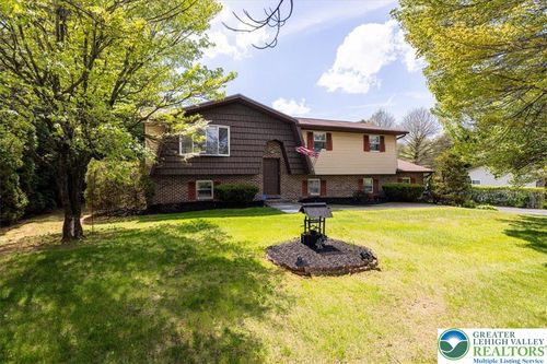 1250 Minesite Rd, ALLENTOWN, PA, 18103-9636 | Card Image