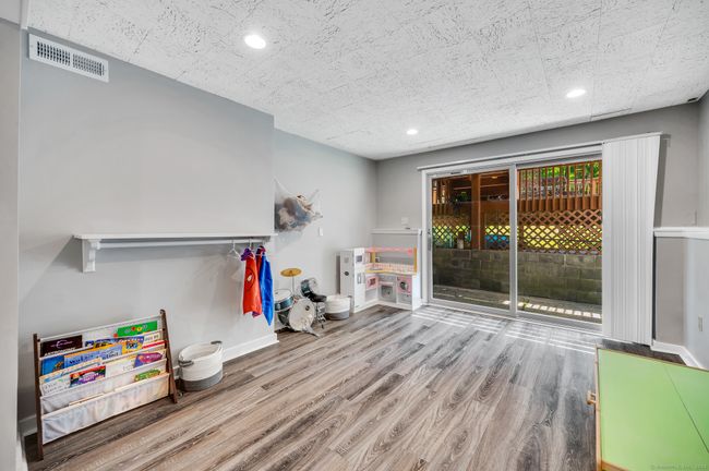 65 Birch Hill Rd, House other with 4 bedrooms, 3 bathrooms and null parking in Newtown CT | Image 36