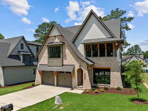 3727 Bellevue Rd, Raleigh, NC, 27609-7107 | Card Image