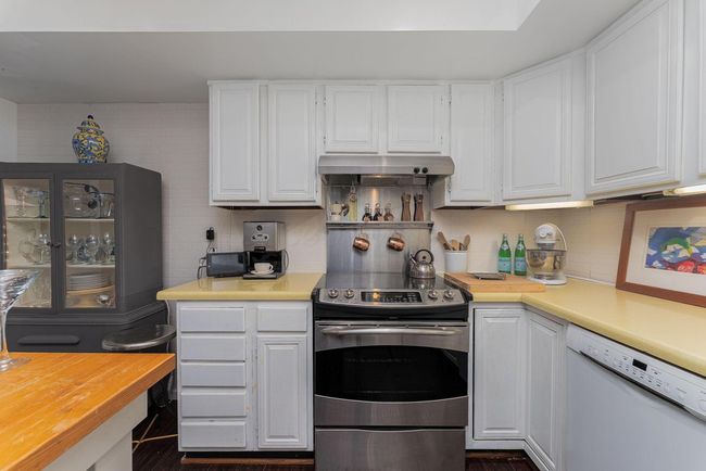 91 Glen Dr, Condo with 2 bedrooms, 2 bathrooms and null parking in Worthington OH | Image 16