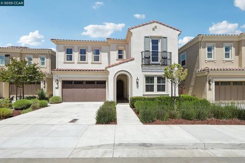 2909 Tulare Hills Dr, Dublin, CA, 94568-4913 | Card Image