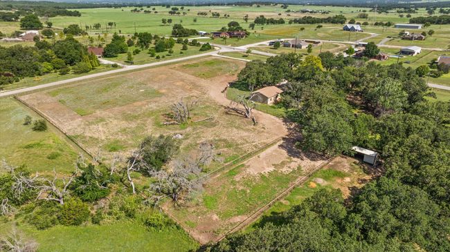 111 Encino Springs Ln, House other with 3 bedrooms, 2 bathrooms and null parking in Weatherford TX | Image 11