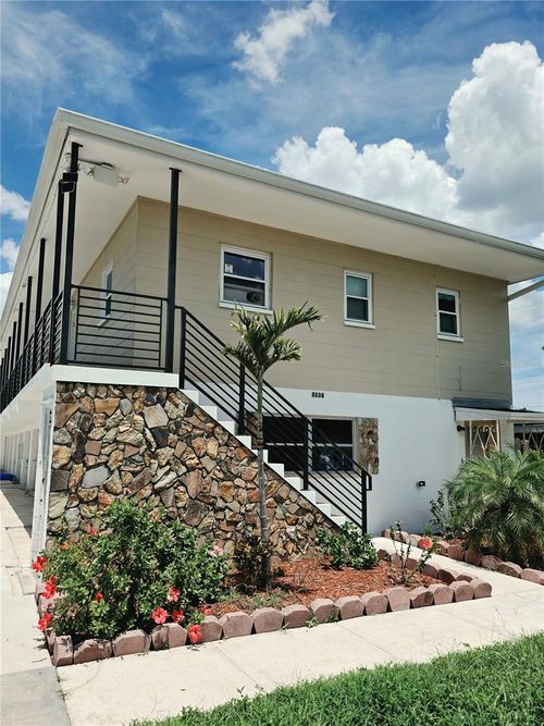 3-2807 41st Ave N, ST PETERSBURG, FL, 33714-4543 | Card Image