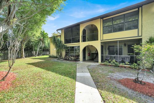 b-2-330 Pine Ridge Cir, Greenacres, FL, 33463-1417 | Card Image