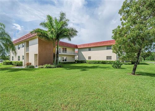 apt-105-102 Royal Oak Dr, VERO BEACH, FL, 32962-3015 | Card Image