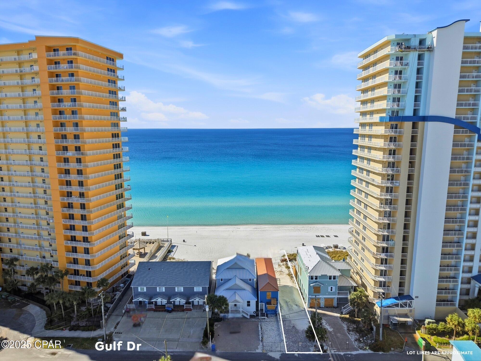 Land in Panama City 2