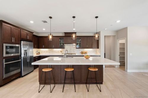 2966 Hayloft Pl, Escondido, CA, 92029 | Card Image