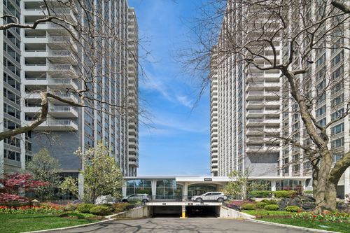 705-4250 N Marine Dr, Chicago, IL, 60613-1723 | Card Image