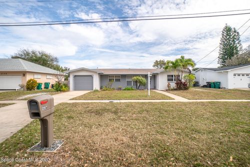 2157 Barracuda Ave, Melbourne Beach, FL, 32951-2909 | Card Image