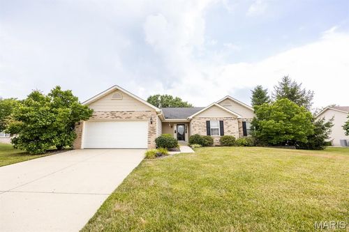413 Fieldview Dr, Smithton, IL, 62285-1552 | Card Image
