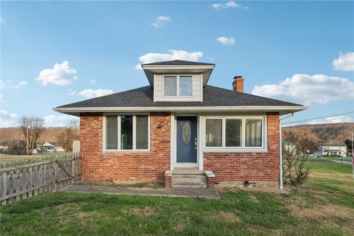 32 Stadium Rd, Millsboro, PA, 15348-1037 | Card Image