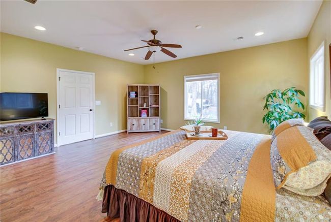 39 Lost Pine Ln, House other with 3 bedrooms, 2 bathrooms and 2 parking in Talking Rock GA | Image 18