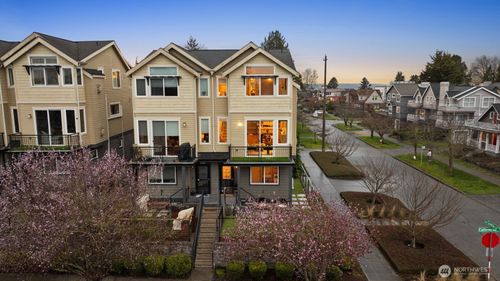 1601 California Ave Sw, Seattle, WA, 98116-1610 | Card Image