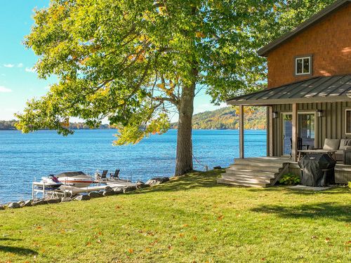 17-19 W Moore'S Shore Lane, Swanville, ME, 04915 | Card Image