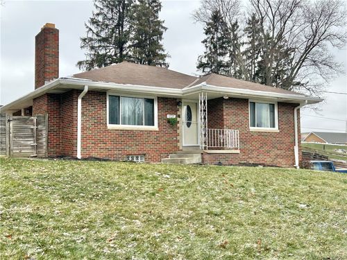 1727 Ridgewood Dr, Washington, PA, 15301-8314 | Card Image