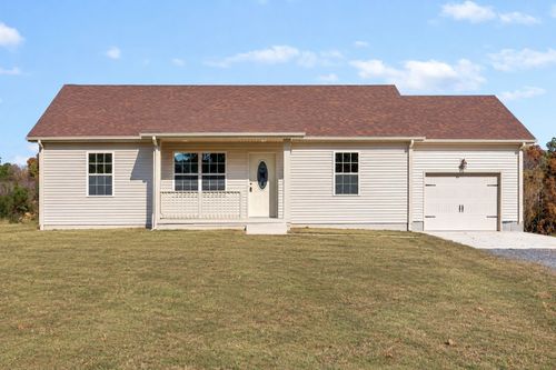 829 Southside Rd, Cunningham, TN, 37052-4820 | Card Image