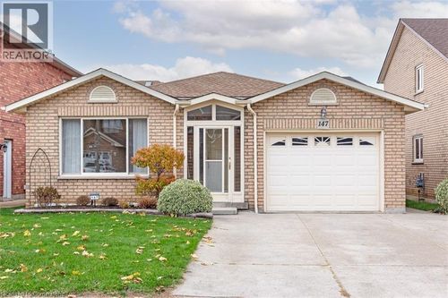 main-147 Locheed Dr, Hamilton, ON, L8T4Z7 | Card Image