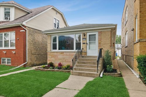 5624 N Mango Avenue, Chicago, IL, 60646 | Card Image
