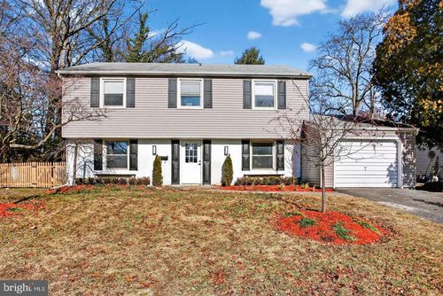 78 Barrington Ln, Willingboro, NJ, 08046-3935 | Card Image