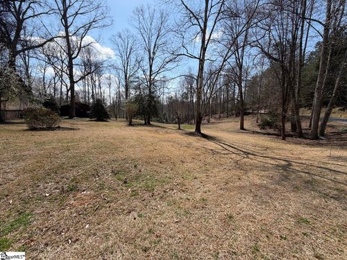111 River Ridge Dr, moore, SC, 29369-9585 | Card Image