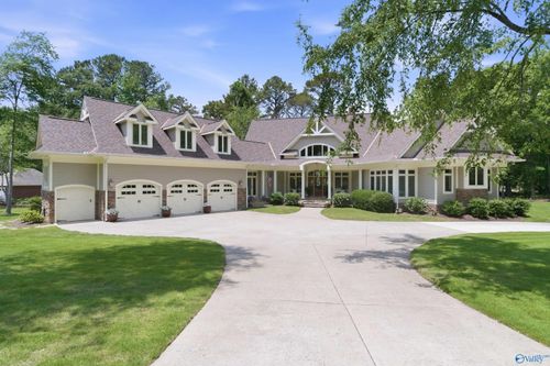 750 Cherokee Ridge Dr, Cherokee Ridge, AL, 35175-7910 | Card Image