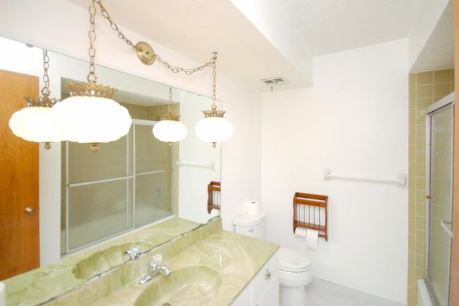 Second Bathroom... | Image 20