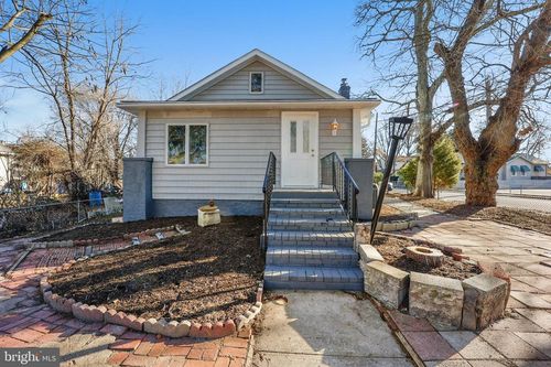 101 Railroad Blvd, CHERRY HILL, NJ, 08003-3834 | Card Image