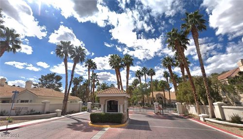 2637 Golden Sands Dr, Las Vegas, NV, 89128-6803 | Card Image