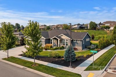 2209 E Mores Trail, House other with 4 bedrooms, 4 bathrooms and 3 parking in Meridian ID | Image 1