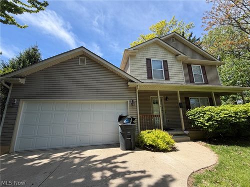 1504 White Ave, Akron, OH, 44307-1047 | Card Image