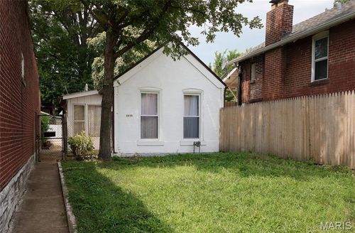 2619 Michigan Ave, Saint Louis, MO, 63118-1213 | Card Image