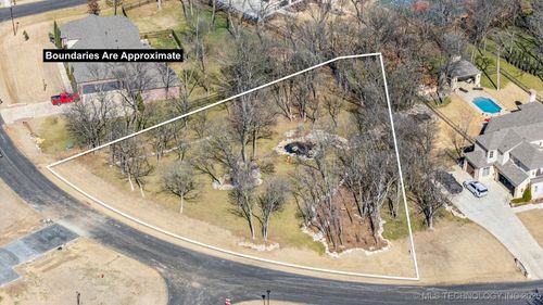 17575 E Anthem Ridge Rd, Owasso, OK, 74055-8445 | Card Image